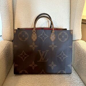 Louis Vuitton On The Go GM 🤎 Reverse Monogram 🤎 Excellent Condition